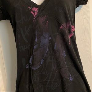 Hurley v-neck t-shirt black w pink & purple logo M